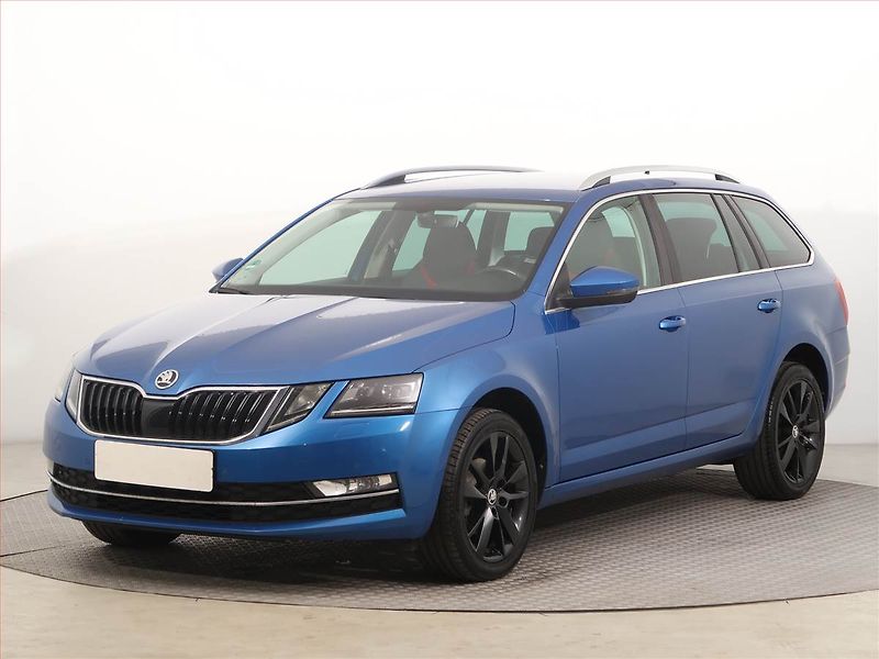 Škoda Octavia (2019) Style 1.6 TDI, Automat, Navi - fotka 2 z 14