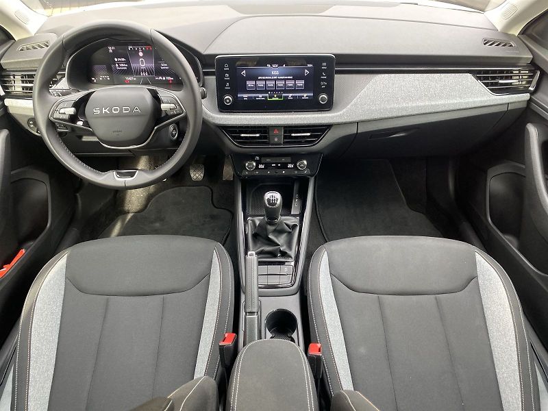 Škoda Scala (2025) 1.0 TSI Selection - fotka 5 z 29