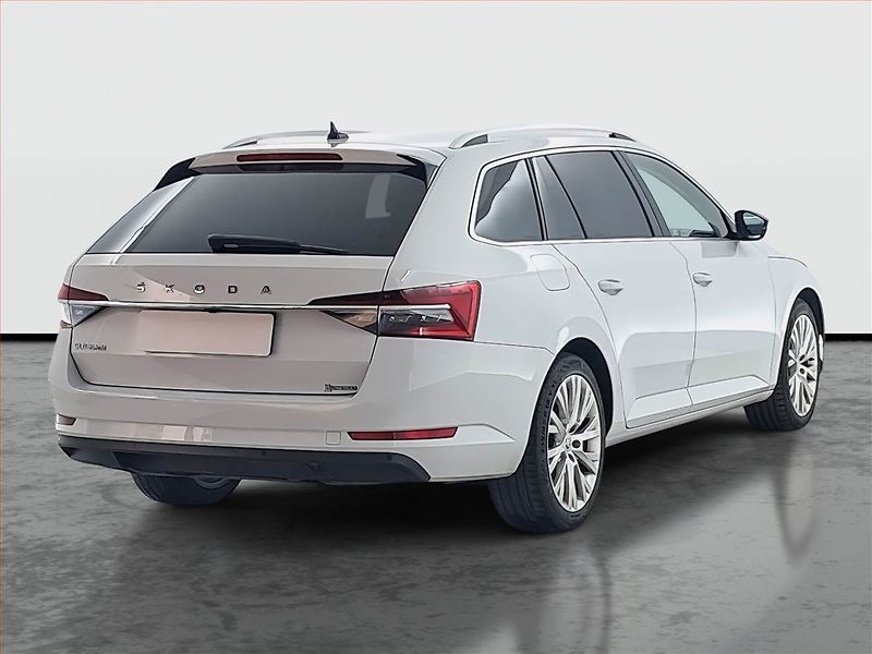 Škoda Superb (2021) Style 2.0 TDI, ČR,1.maj, Kůže - fotka 5 z 20