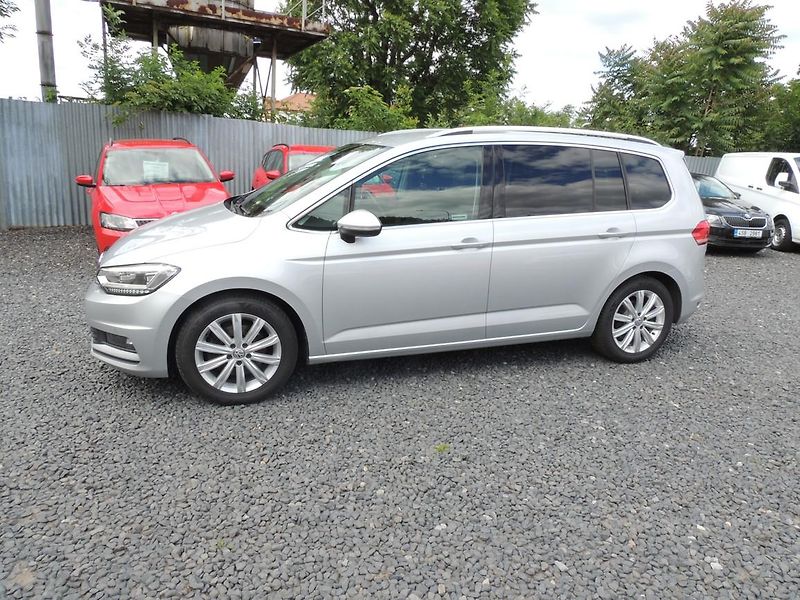 Volkswagen Touran (2018) 1.4TSi,110kw,7míst,Top výbava, - fotka 5 z 55