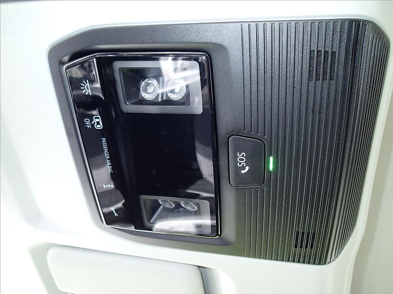 Volkswagen Caddy 1,5 1.maj. 26 000 Km, záruka - fotka 30 z 41