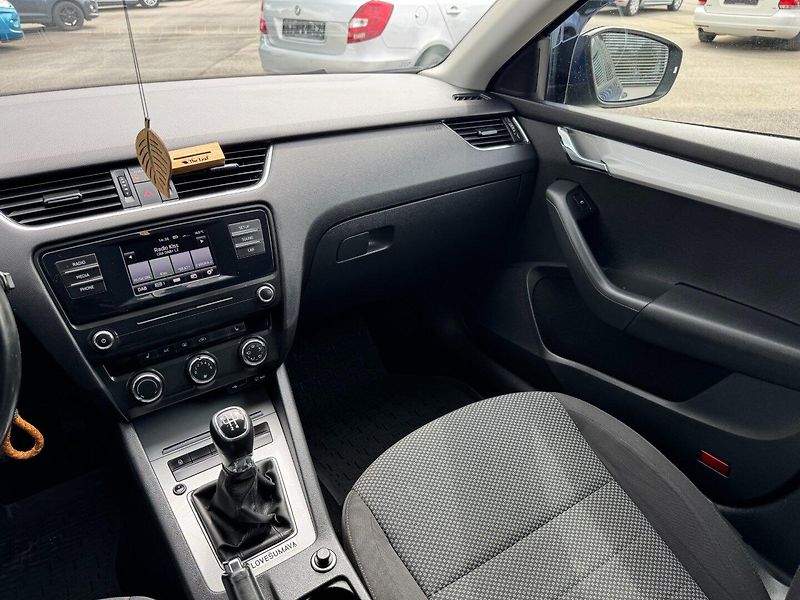Škoda Octavia (2015) 1.6 TDI 77kW - fotka 15 z 29
