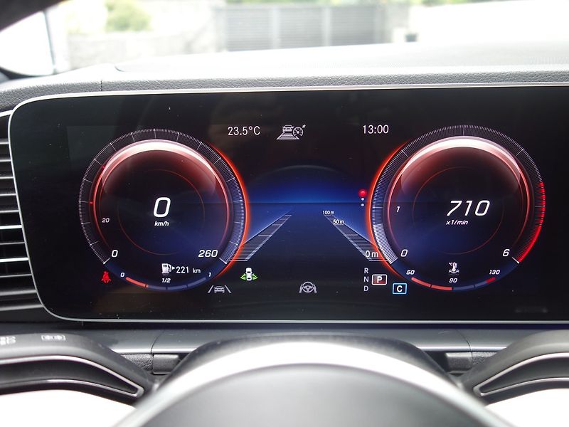 Mercedes-Benz GLE (2021) 400d*4M*AMG*PAN*WEBASTO*TOP*CZ - fotka 37 z 50