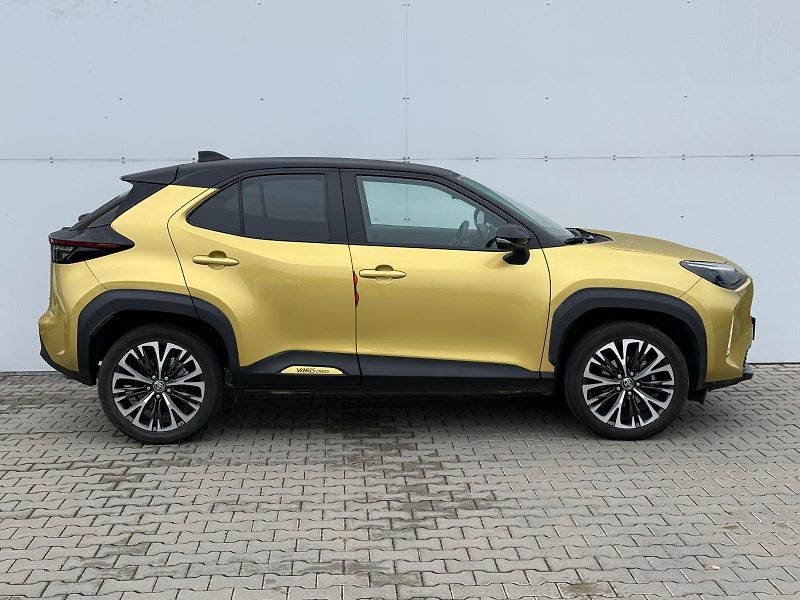 Toyota Yaris Cross 1.5 HSD e-CVT Executive FWD - fotka 8 z 27