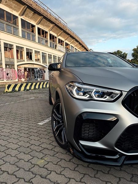 BMW X6 (2023) BMW X6M laser, H&K,  - fotka 38 z 41
