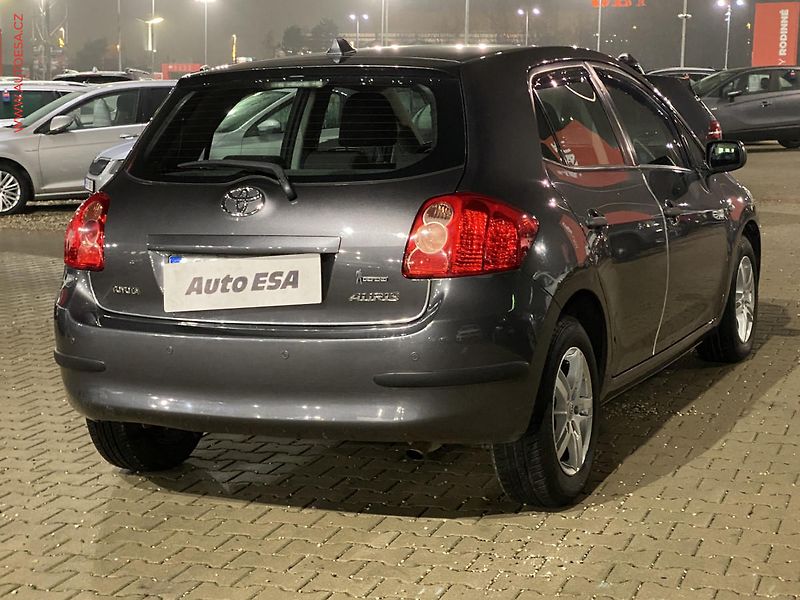 Toyota Auris (2009) 1.3 VVT-i, 1.maj,ČR, Terra - fotka 4 z 16