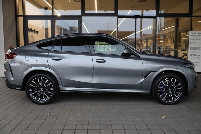 BMW X6 xDrive30d - fotka 4 z 18