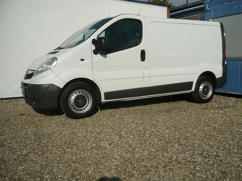 Opel Vivaro 2.0DCI L1H1 Klima - fotka 3 z 24