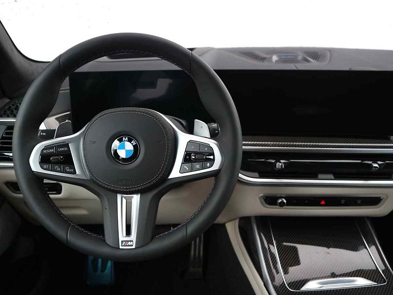 BMW X7 - fotka 7 z 10