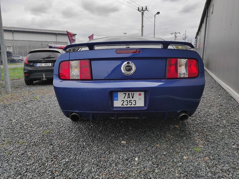 Ford Mustang REZERVACE  - fotka 5 z 19