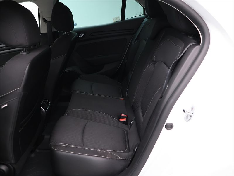 Renault Mégane 1,6 SCe 84kW Klimatizace CZ - fotka 14 z 26