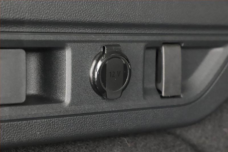 Škoda Superb (2025) 2.0 TDI, LAURIN & KLEMENT - fotka 15 z 21