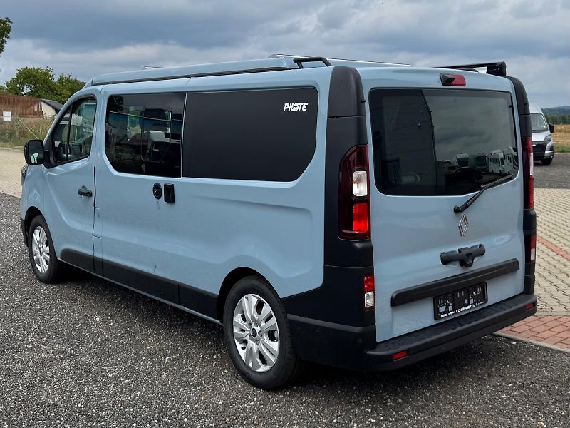 Pilote (2026) CV545BC *FULL*TOP* - fotka 5 z 38