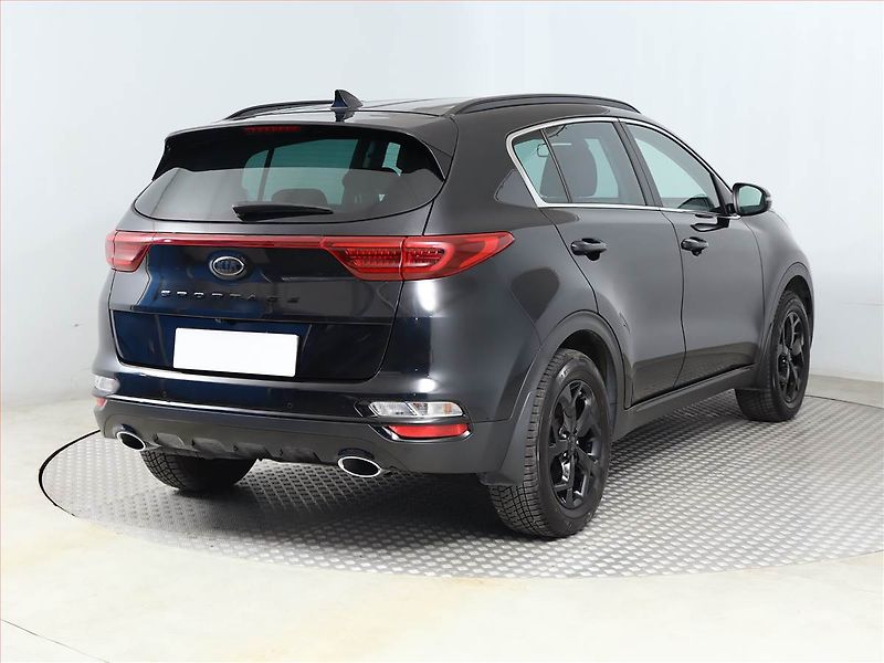 Kia Sportage (2021) 1.6 CRDi - fotka 5 z 18