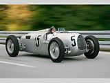 Auto Union jako jediný dokázal V16 