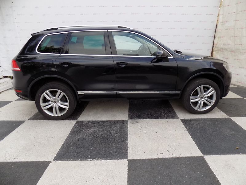 Volkswagen Touareg (2010) 3.0TDI/4x4/Chl.sedačky/LED/ - fotka 6 z 43