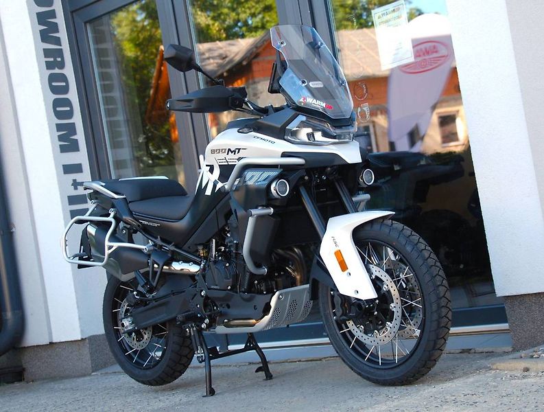 CFMOTO 800 MT (2026) 800MT - ES Explore WHITE - fotka 2 z 25