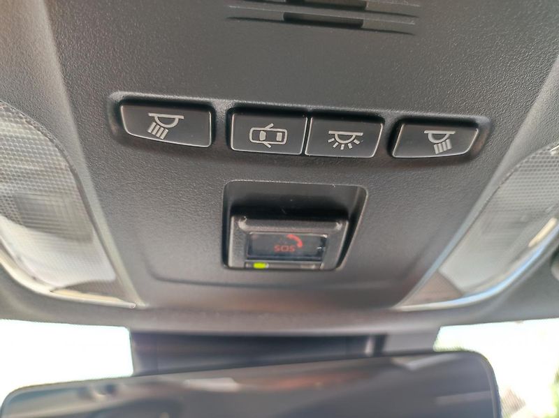 Toyota Corolla (2020) 1.8  HYBRID 1.maj - fotka 23 z 25