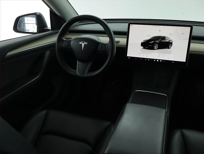 Tesla Model Y (2022) Long Range AWD 79kWh, SoH 89% - fotka 7 z 19