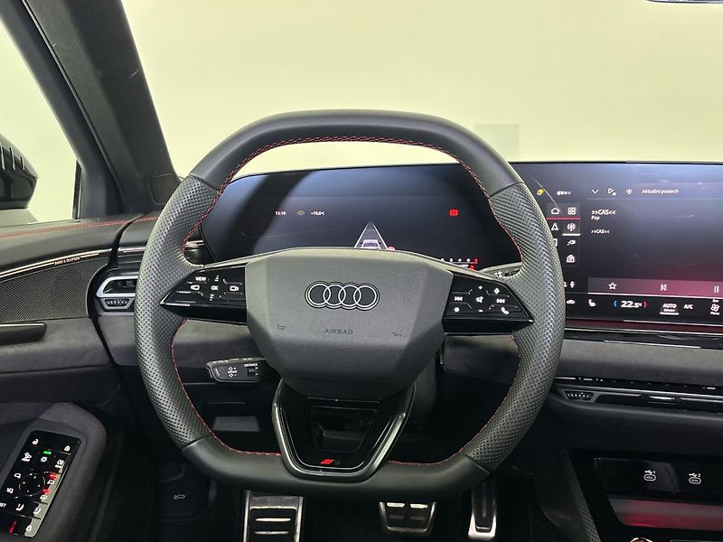 Audi A5 quattro 270kW - fotka 18 z 31