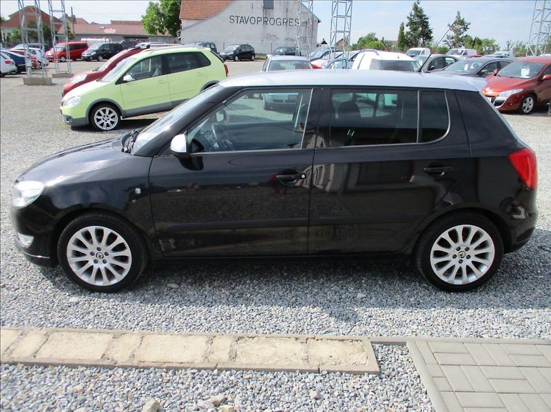 Škoda Fabia 1,2 TSI, digi klima, serviska, - fotka 8 z 33