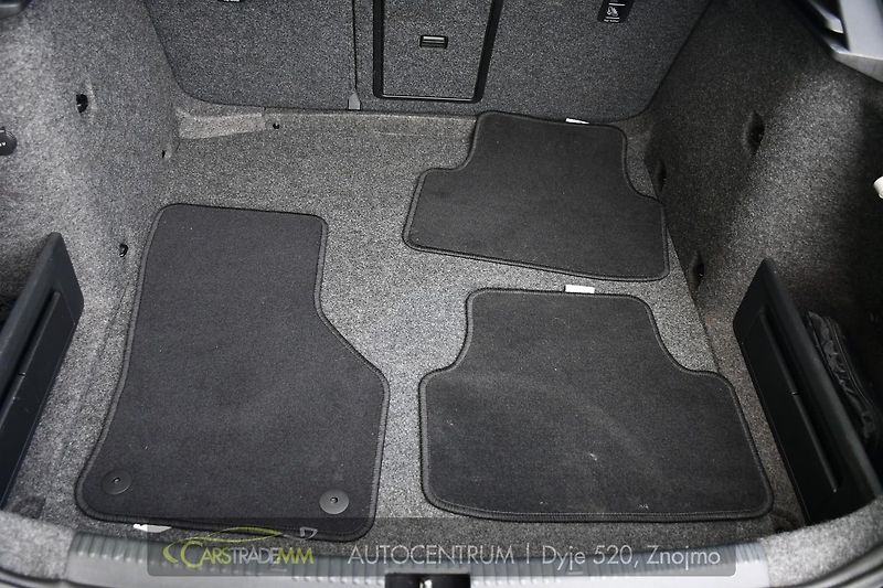 Škoda Octavia 2.0TDi PDC KESSY  - fotka 16 z 38