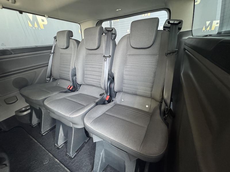 Ford Tourneo Custom (2019) 2.0 TDCi Titanium X, L2, DPH   - fotka 13 z 38
