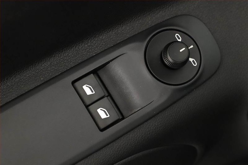 Opel Combo (2024) Edition 1.5 CDTI, 5Míst, ČR - fotka 21 z 25