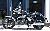 Royal Enfield Super Meteor 650 (2026) INTERSTELLAR BLACK - náhled 4