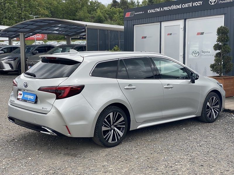Toyota Corolla 1.8HEV, ČR-1m, Style, DPH - fotka 6 z 32