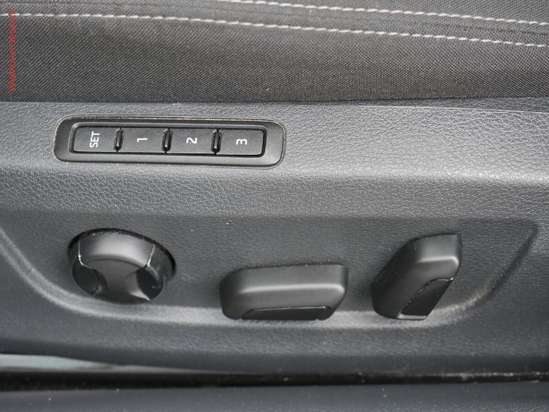Škoda Superb (2022) 1.5 TSi, Style, LED, navi - fotka 26 z 29