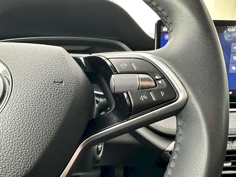 Škoda Octavia (2024) 1.5 TSI 110kW MHEV Top Selecti - fotka 11 z 23