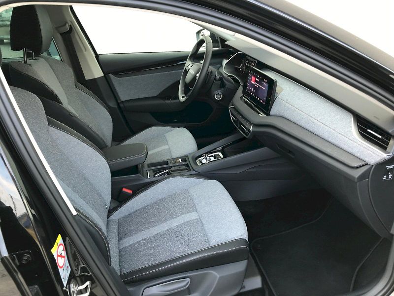 Škoda Octavia (2025) COMBI TOP SELECTION 1,5 TSI M- - fotka 19 z 29