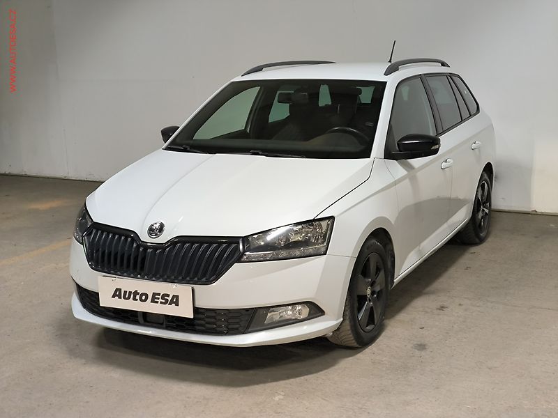 Škoda Fabia (2021) 1.0 TSi, Sport, navi, TZ - fotka 3 z 17