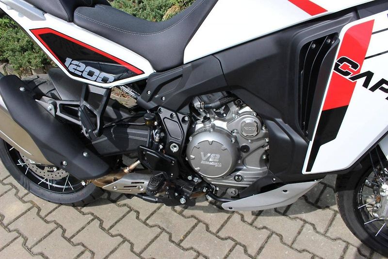 Moto Morini (2026) X- CAPE  1200 NOVINKA  2026 AK - fotka 3 z 9