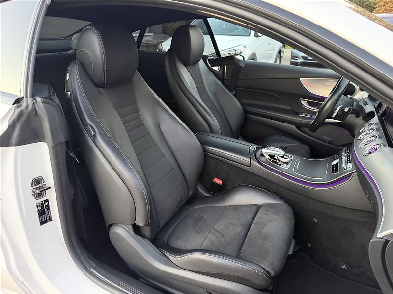 Mercedes-Benz Třídy E 220d AMG 4Matic - fotka 9 z 26