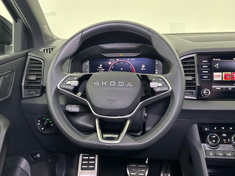 Škoda Karoq Sportline DSG - fotka 18 z 28