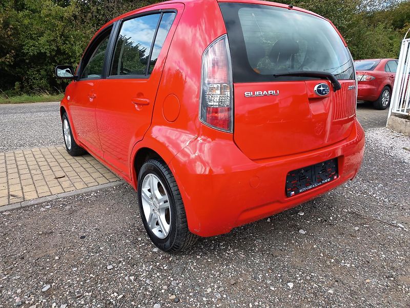Subaru Justy (2009) 1.0 51kw - fotka 24 z 44
