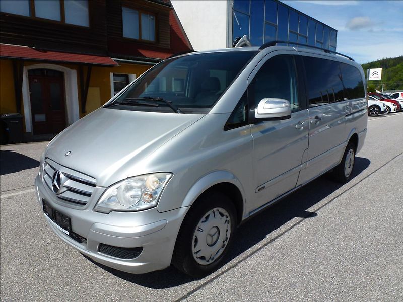 Mercedes-Benz Viano 2,2 DCi 5míst Automat  639 - fotka 2 z 48