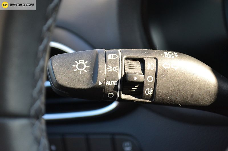 Hyundai i30 WG 1.5T-GDI 103KW DCT FAMILY N - fotka 34 z 47