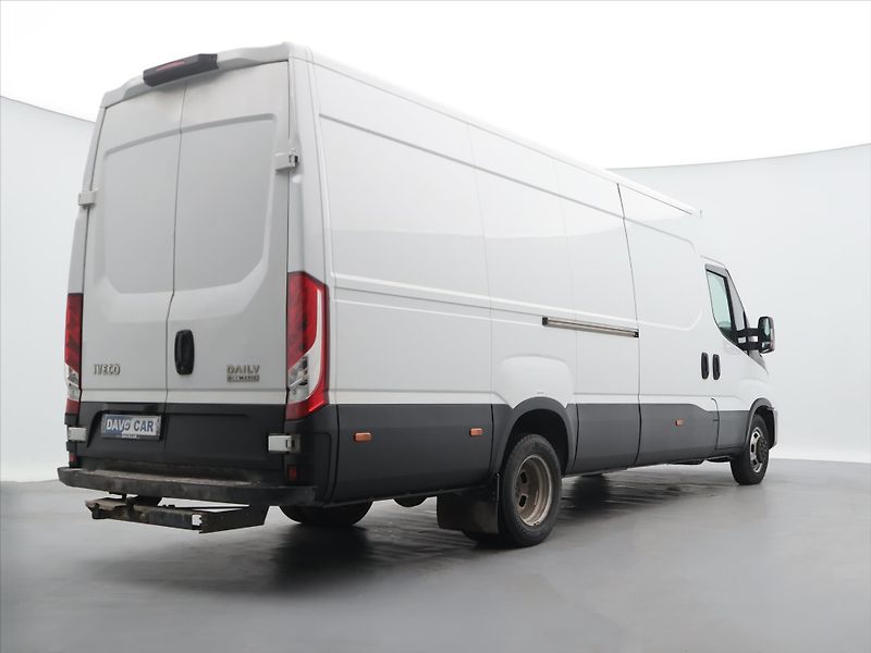 Iveco Daily 2,3 35C16 115kW L4H3 CZ DPH - fotka 7 z 25