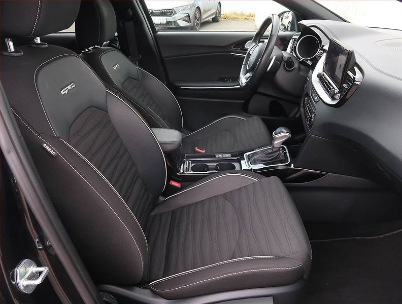 Kia XCeed (2023) GT Line 1.5 T-GDI, Automat - fotka 9 z 23