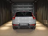 Volvo XC40 2,0 B3 Plus Dark Bezklíč - náhled 6