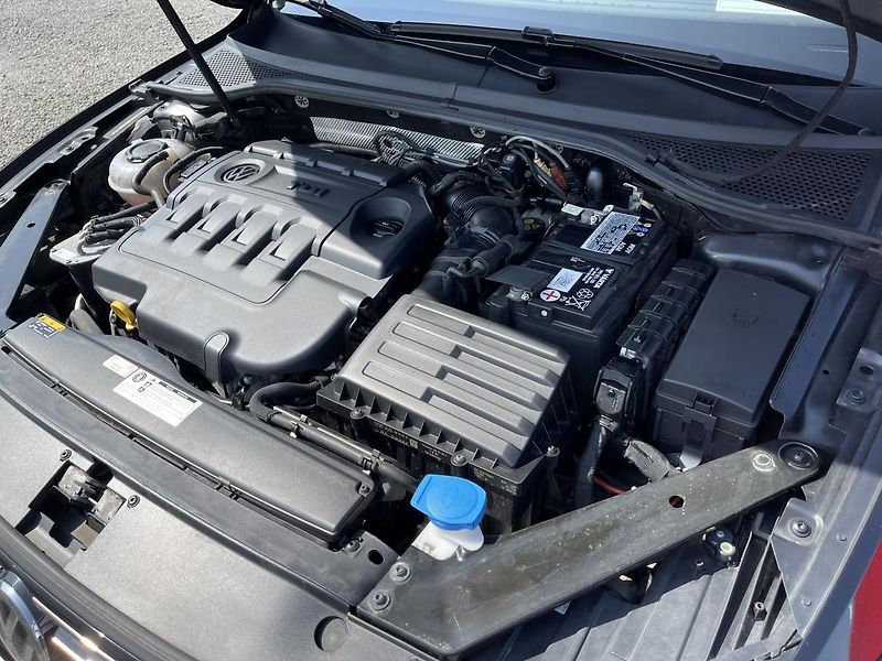 Volkswagen Passat 2.0TDi Dsg 4x4 HIGHLINE-DPH-ČR - fotka 38 z 38