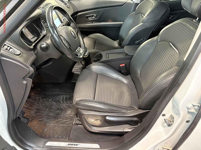 Renault Scénic (2017) 1.6 dCi, navi, LED, autoAC - fotka 9 z 17