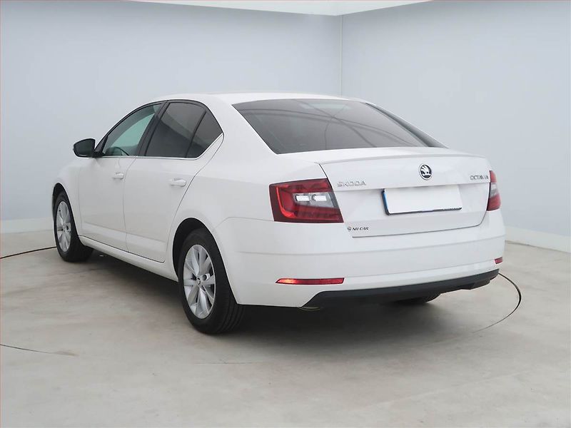 Škoda Octavia (2018) Style 1.5 TSI, Automat - fotka 4 z 19
