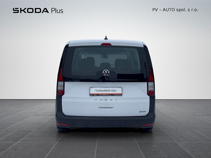 Volkswagen Caddy (2021) 1.5 TSI 84 kW Life - fotka 26 z 29