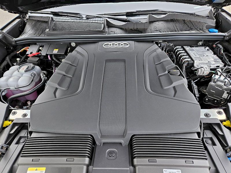 Audi Q8 (2026) SUV 50 TDI quattro - fotka 28 z 30