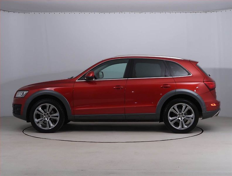 Audi Q5 (2014) 2.0 TDI, 4X4, Automat - fotka 3 z 19