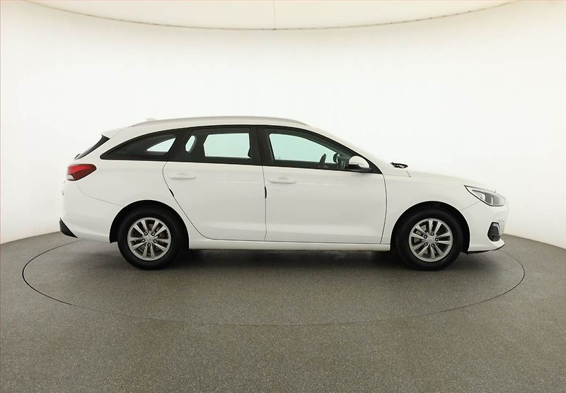 Hyundai i30 (2018) 1.0 T-GDI, Serv.kniha - fotka 6 z 14